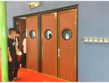 運動場館靜音門